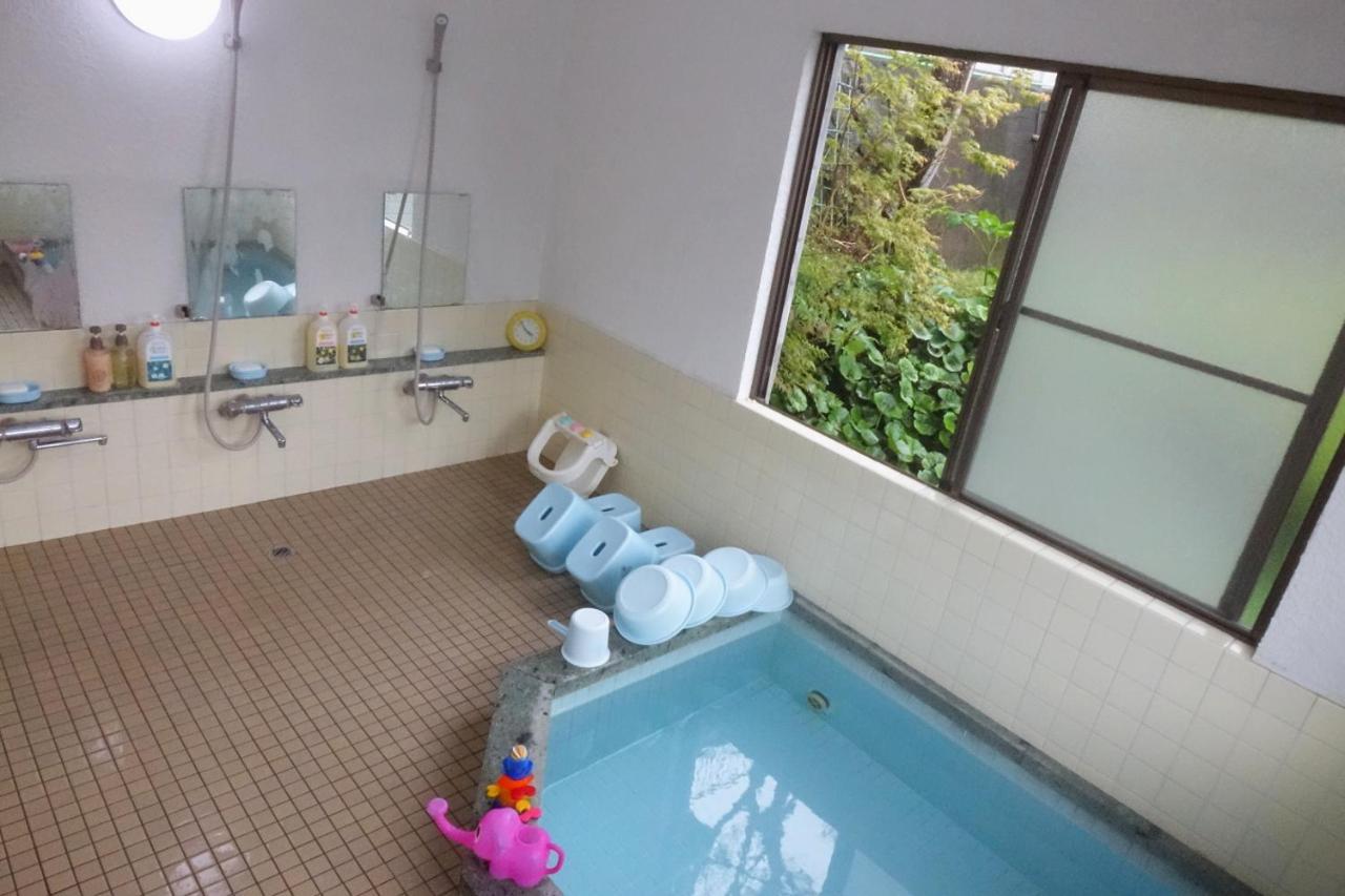 ペンション桜家 Hotel Shimoda  Buitenkant foto